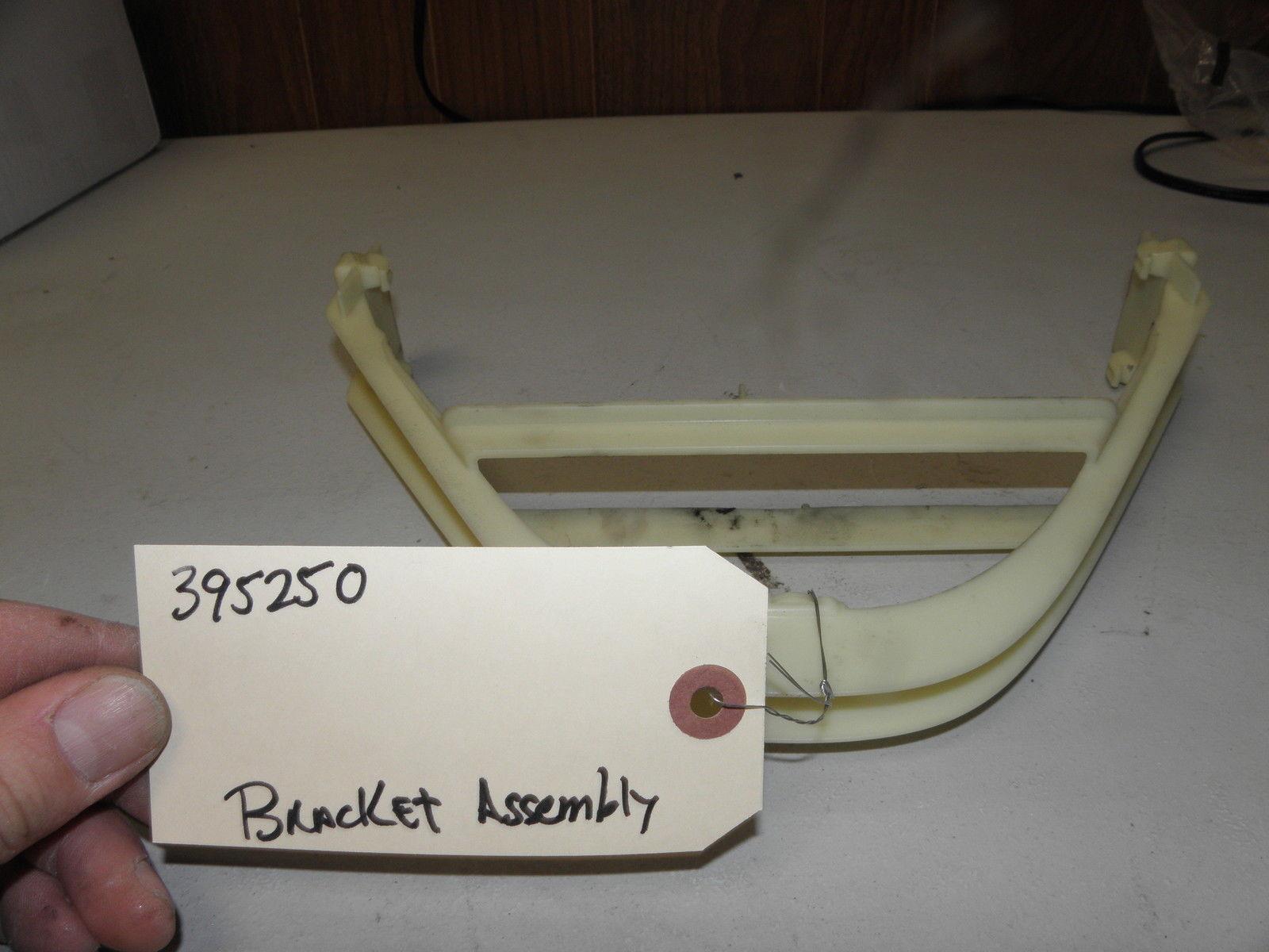 FISHER PAYKAL TOP LOAD ELECTRIC DRYER 395250 BRACKET USED PART ASSEMBLY FISHER PAYKAL TOP LOAD ELECTRIC DRYER 395250 BRACKET USED PART ASSEMBLY